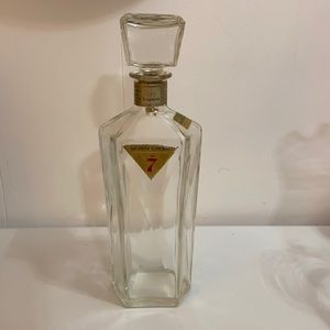 VINTAGE 1967 SEAGRAMS 7 CROWN WHISKEY DECANTER